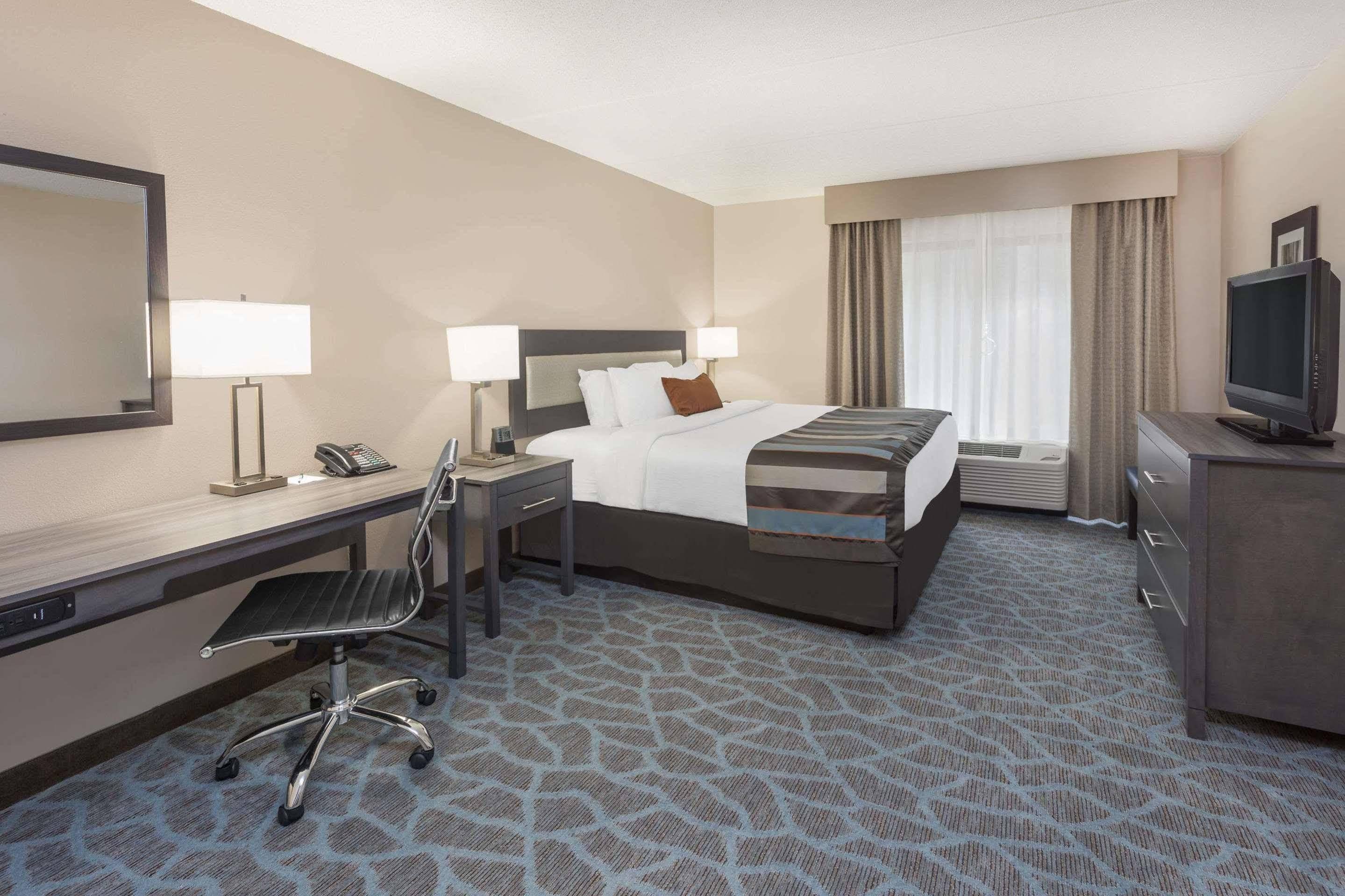 Comfort Suites Alpharetta-Roswell - Atlanta Area Exterior photo