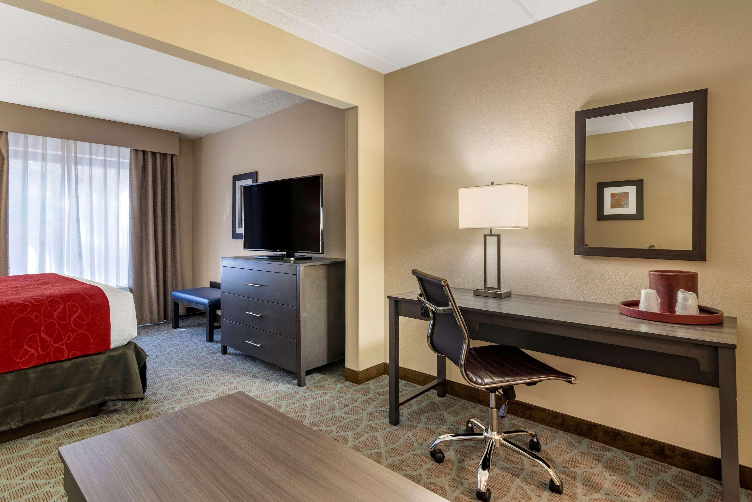 Comfort Suites Alpharetta-Roswell - Atlanta Area Exterior photo
