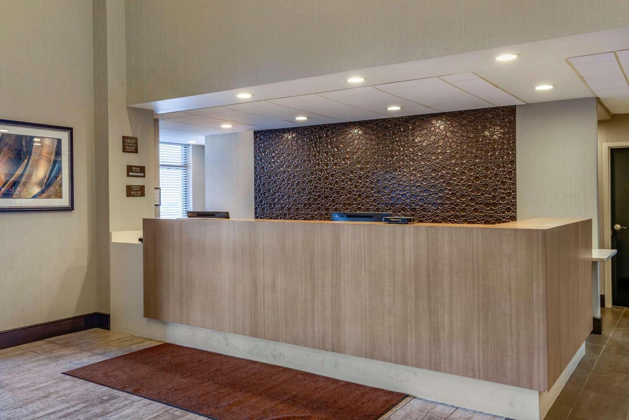 Comfort Suites Alpharetta-Roswell - Atlanta Area Exterior photo