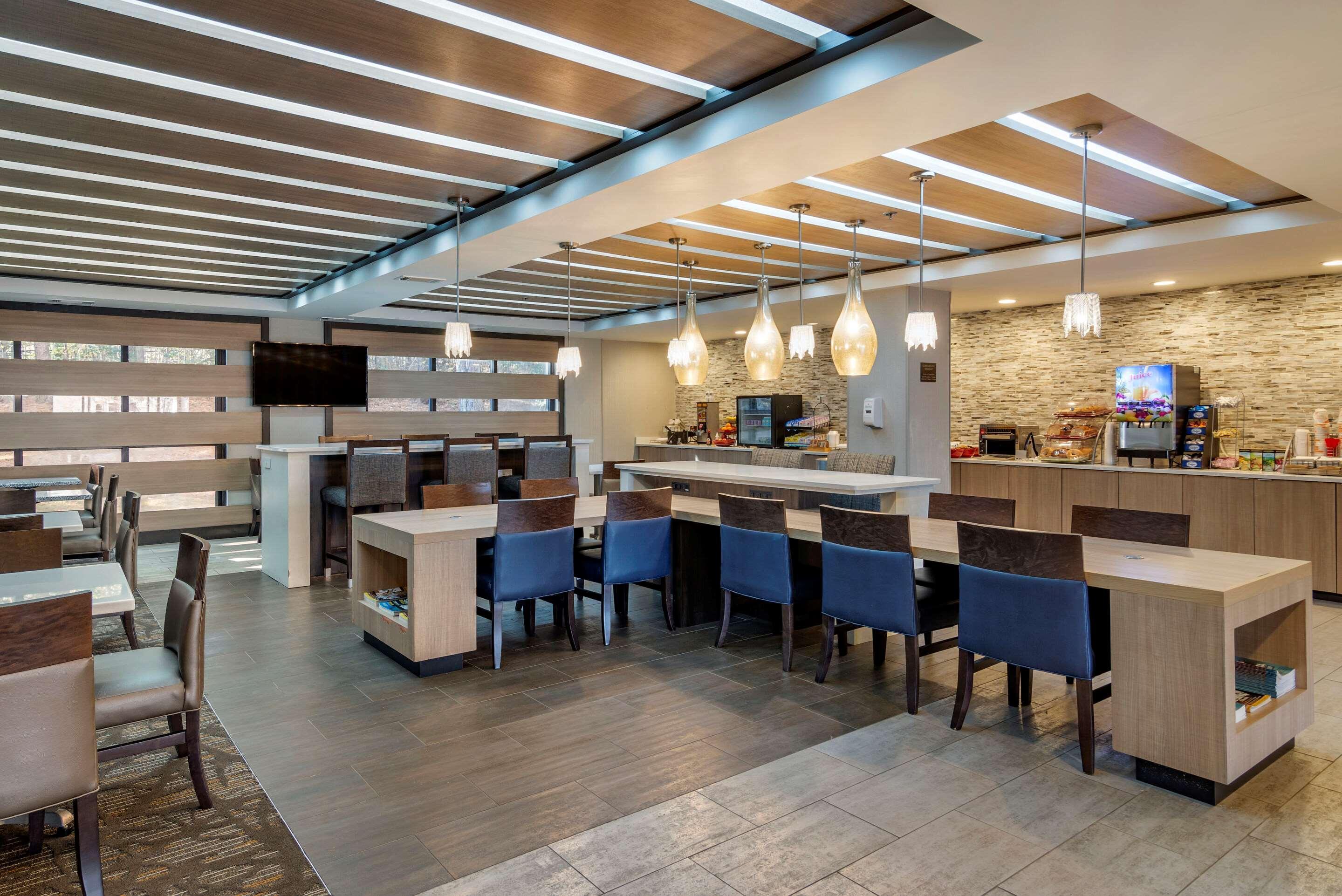 Comfort Suites Alpharetta-Roswell - Atlanta Area Exterior photo