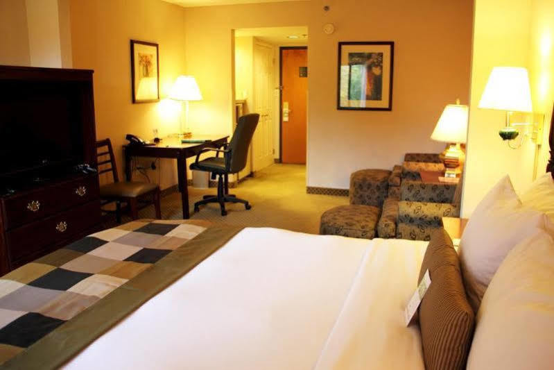 Comfort Suites Alpharetta-Roswell - Atlanta Area Exterior photo