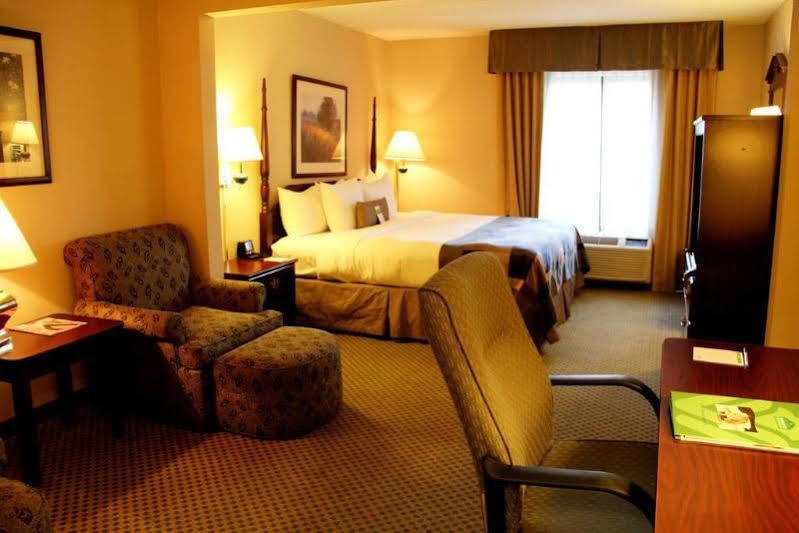 Comfort Suites Alpharetta-Roswell - Atlanta Area Exterior photo
